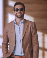 Miguel, Co-founder of Portuguesetour.pt, dedicated to delivering authentic Portuguese travel experiences.